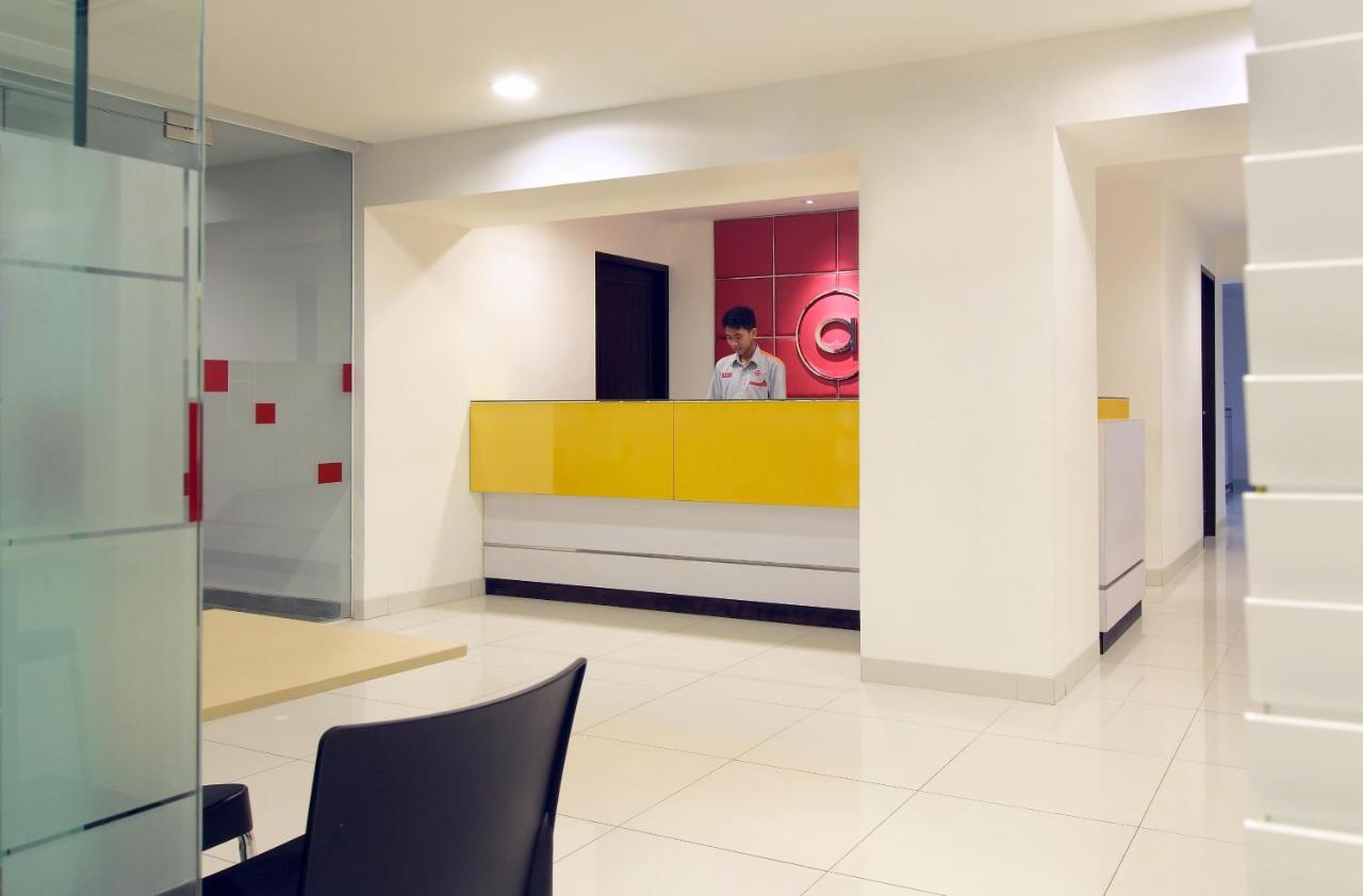 Amaris Hotel Mangga Besar Yakarta Exterior foto