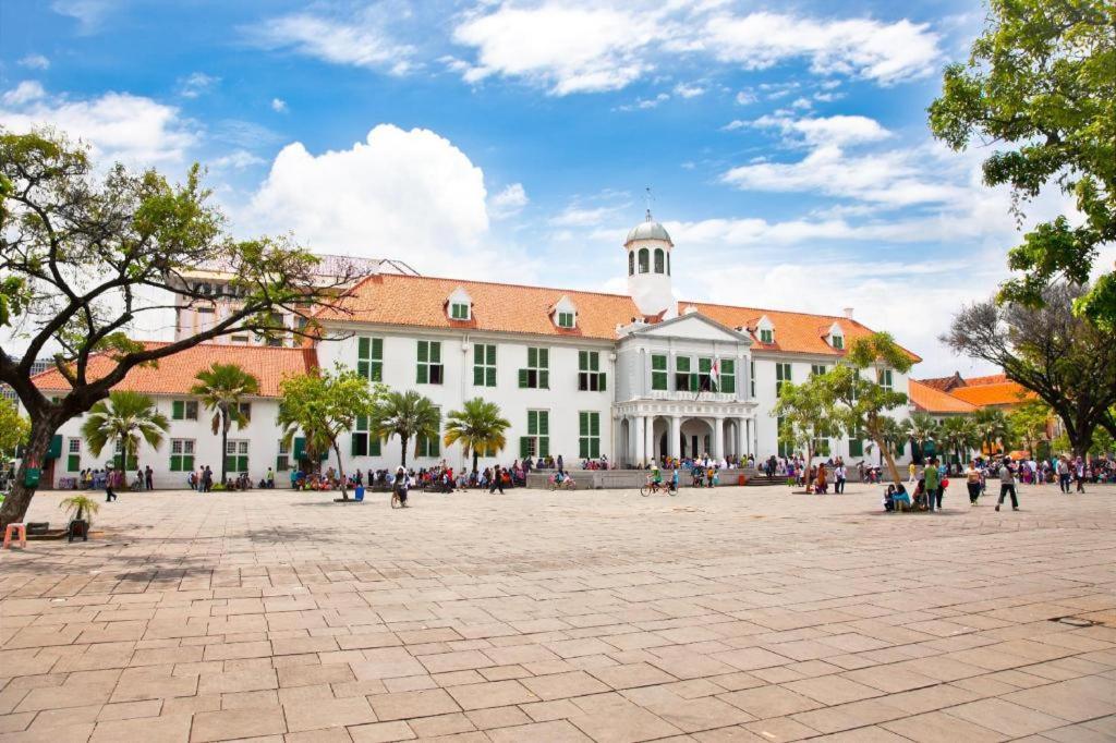 Amaris Hotel Mangga Besar Yakarta Exterior foto