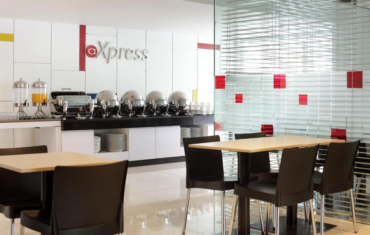 Amaris Hotel Mangga Besar Yakarta Restaurante foto